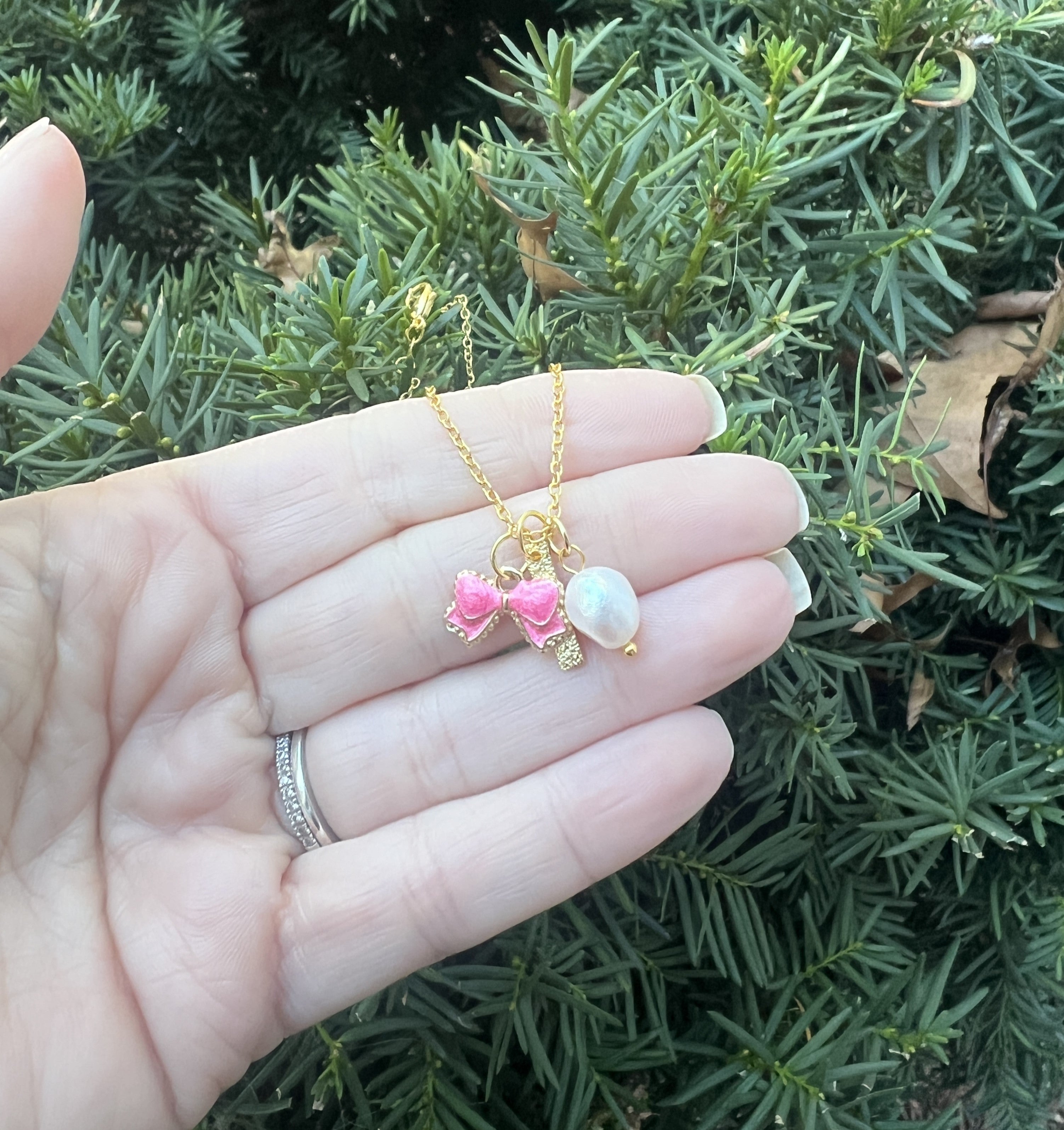 Pink Bow Pearl Bar Necklace