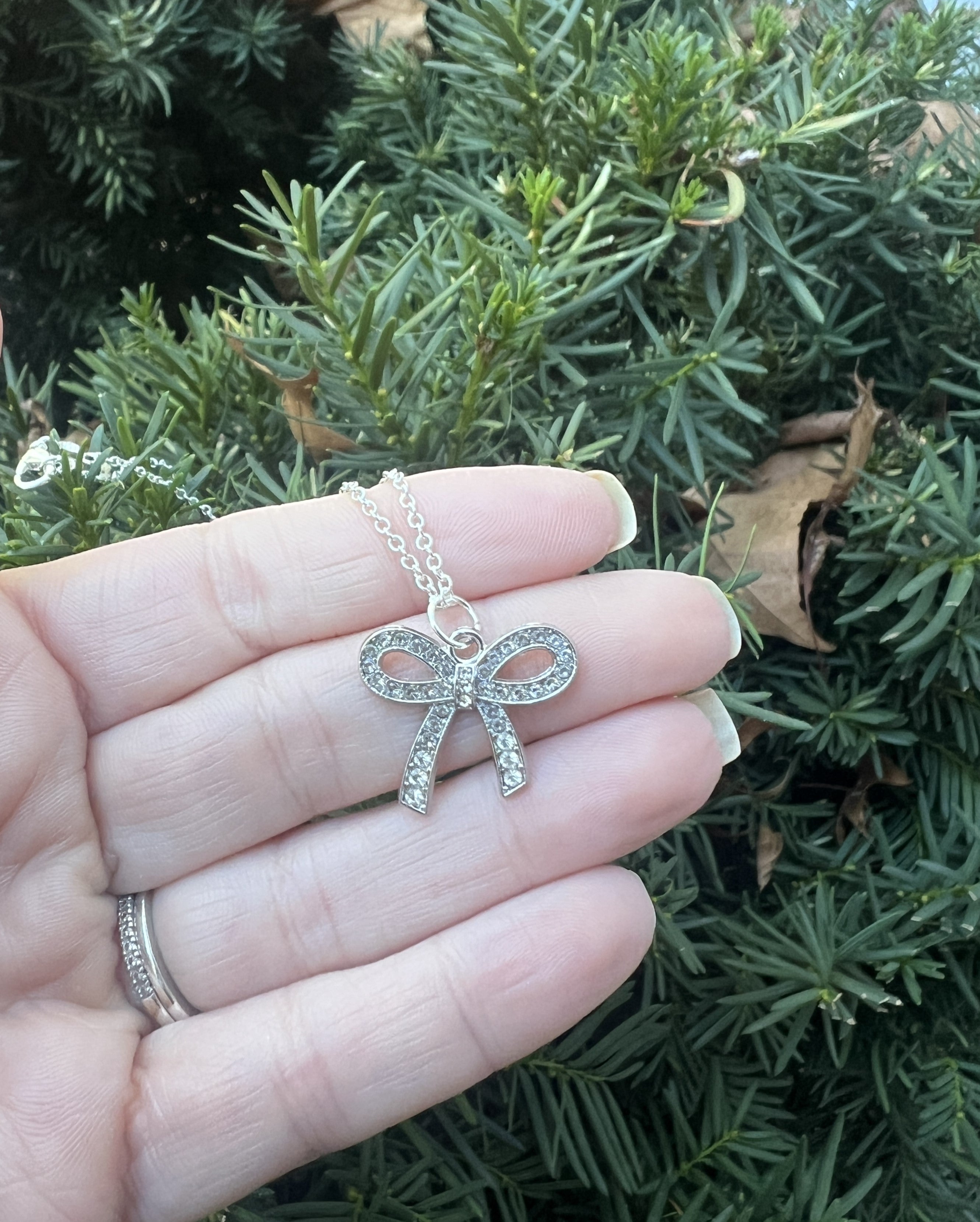 Rhinestone Silver Bow Necklace