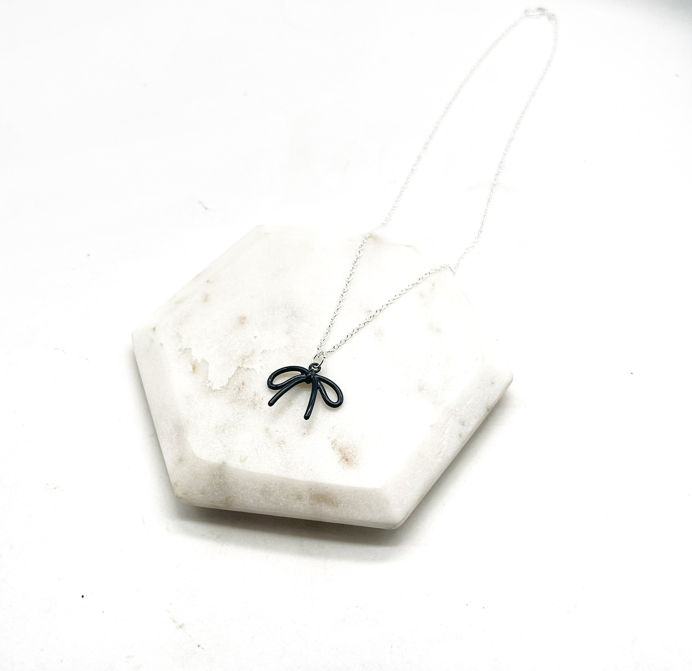 Back Loopy Bow Necklace