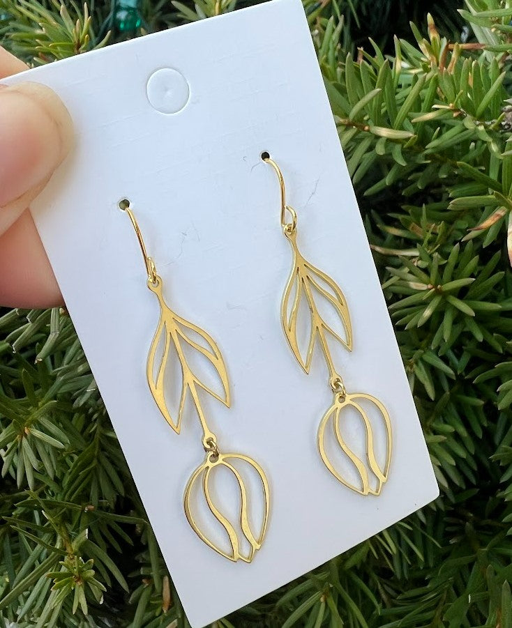 Gold Tulip Metal Earrings
