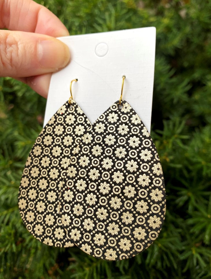 Black and Gold Filigree Teardrop