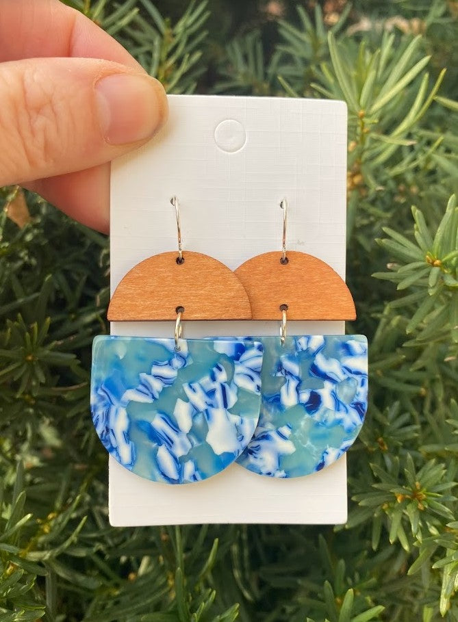 Blue Lagoon Acrylic and Wood Deco Drops