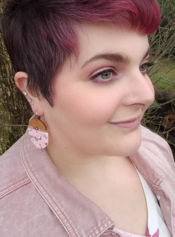 Pink Daisy Acrylic and Wood Deco Earrings